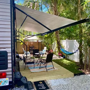 Rv Camper Paradise On The Wheels In Clearwater Beaches Largo