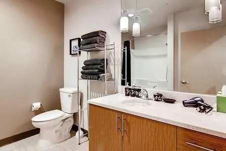 Speechless In Seattle - #1 Location - 2Br - Free Parking - Vr1 Apartment